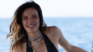 Ocehan Bella Thorne di Foto Bikini Lagi-lagi Disorot