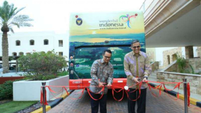 Bus Wonderful Indonesia mulai mengaspal di Kuwait