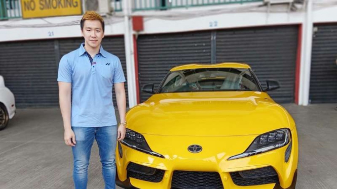 Toyota Supra warna kuning milik Marcus Gideon