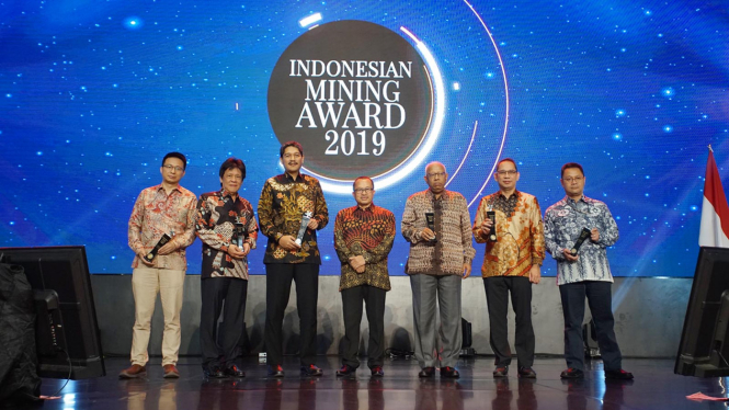 Kaltim Prima Coal & Arutmin Indonesia Raih Indonesian Mining Award 2019