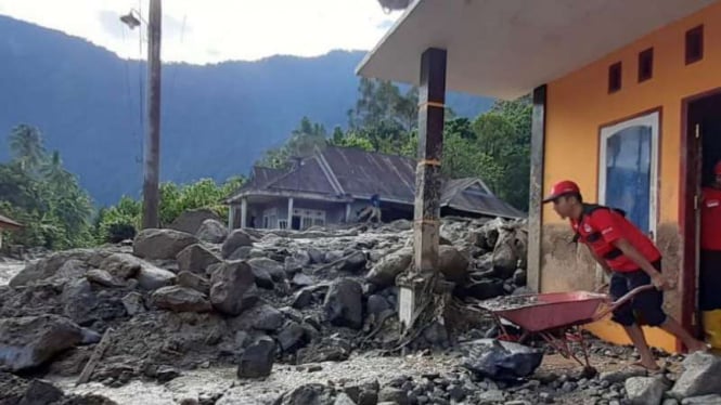Kondisi usai banjir bandang di Kabupaten Agam, Sumatera Barat.