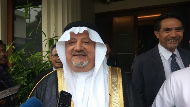 Dubes Arab Saudi untuk Indonesia, Esam Abid Althagafi, saat di kantor Kemenkopolhukam untuk bertemu Menko Mahfud MD 