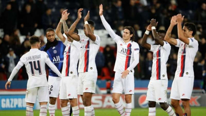 Para pemain Paris Saint-Germain (PSG) merayakan kemenangan 