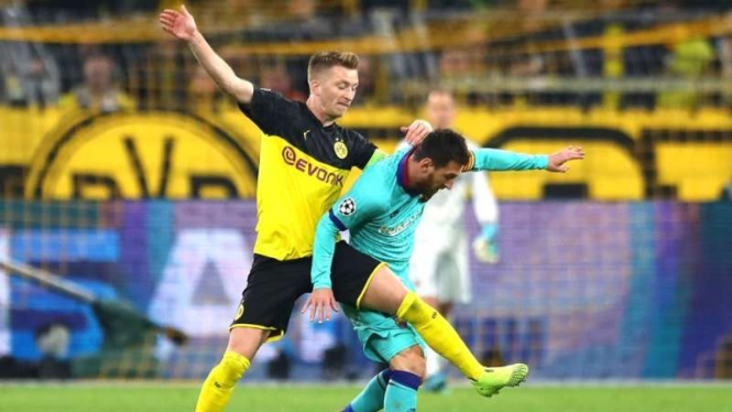 Pertandingan Liga Champions 2019/2020 antara Borussia Dortmund kontra Barcelona