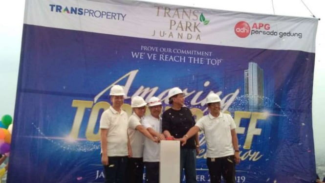 Topping Off Transpark Juanda, Bekasi.