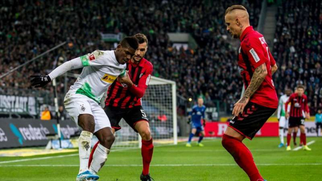 Laga Bundesliga 2019/2020 antara Borussia Moenchengladbach kontra SC Freiburg