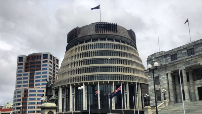 Sejumlah warga di Kota Wellington Selandia Baru menunjukkan dukungannya bagi kemerdekaan Papua, pada hari Minggu 1 Desember 2019.