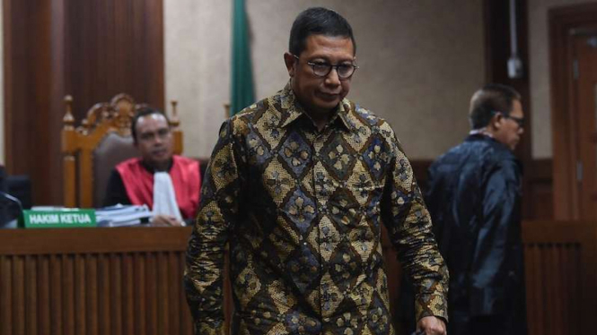 Mantan Menteri Agama (Menag) Lukman Hakim Saifuddin memberikan keterangan sebagai saksi di Pengadilan Tipikor, Jakarta, Rabu (4/12/2019). 