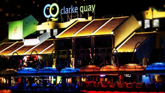 Hang Out ke Clarke Quay dan Boat Quay