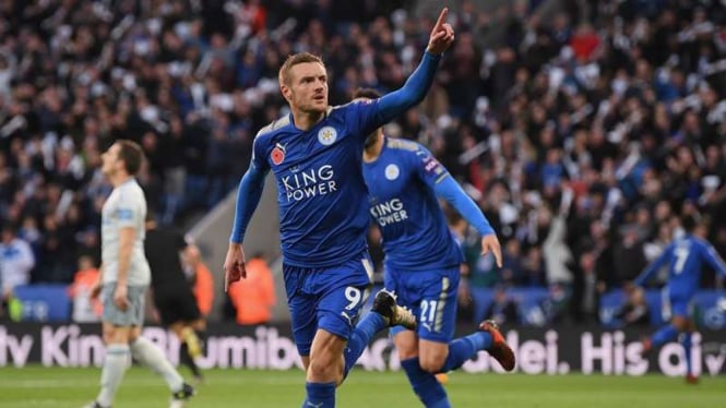 Penyerang Leicester City, Jamie Vardy, melakukan selebrasi usai mencetak gol