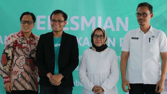 CEO eFishery Gibran Huzaifah resmikan program Kampung Perikanan Digital.