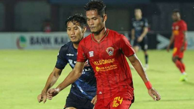 Duel Kalteng Putra vs Madura United.