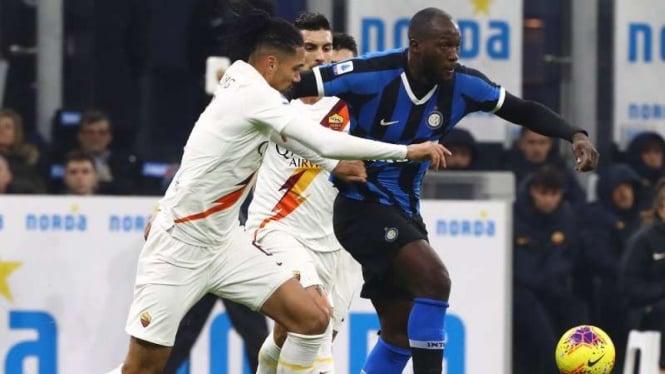 Pertandingan Serie A 2019/2020 antara Inter Milan kontra AS Roma