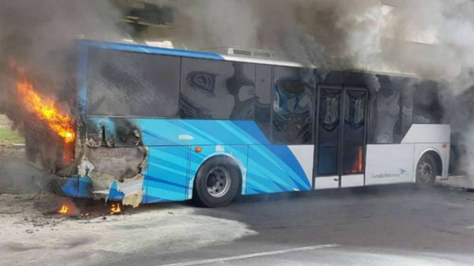 Bus Apron Gapura Angkasa Terbakar di Bandara Soekarno-Hatta