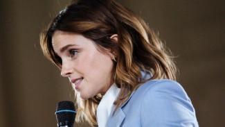 Ngaku 'Pacaran' dengan Diri Sendiri, Ini Kata Emma Watson
