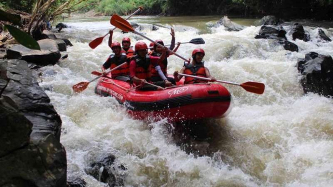 Kejuaraan arung jeram.