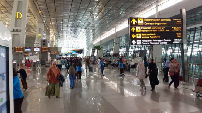 Terminal keberangkatan di Bandara Soekarno-Hatta, Tangerang, Banten.