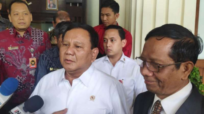 Menhan Prabowo Subianto bertemu dengan Menkopolhukam Mahfud MD beberapa waktu lalu.