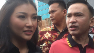 Libur Akhir Tahun, Ruben Onsu Berangkatkan Umrah 25 Karyawannya
