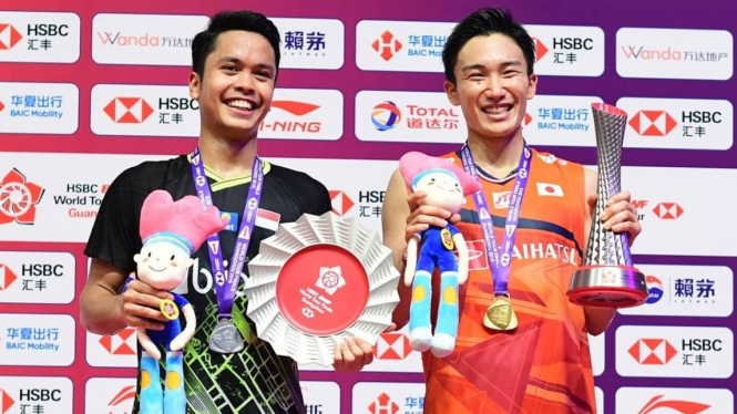 Anthony Ginting dan Kento Momota.