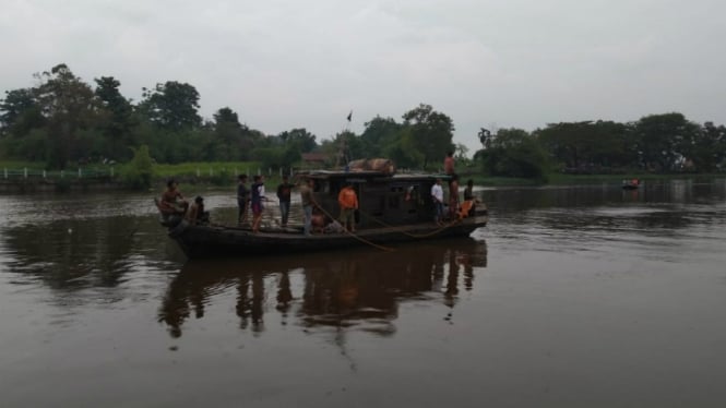 Seorang pelajar terseret arus Sungai Siak, Rabu, 18 Desember 2019.