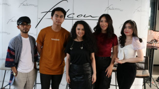 Falcon Rilis Lima Single dari Lima Penyanyi Secara Bersamaan