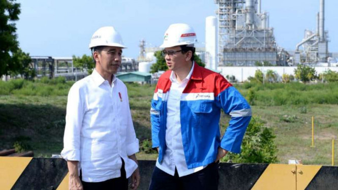 Jokowi kunjungi kilang TPPI.