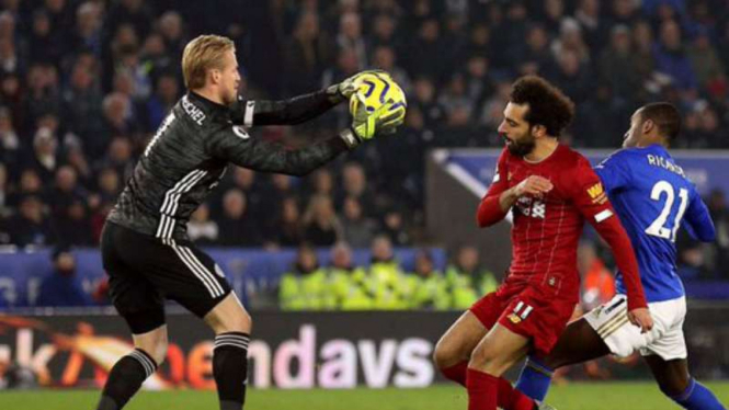 Kiper Leicester City, Kasper Schmeichel  (kiri).