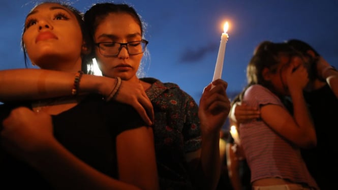 Pembunuhan massal umumnya diikuti dengan ungkapan duka yang menyebar di kalangan publik, seperti di El Paso pada Agustus. - Getty Images