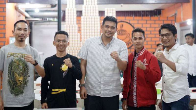 ?Muhammad Bobby Afif Nasution saat bertemu dengan kaum milenial di Medan.
