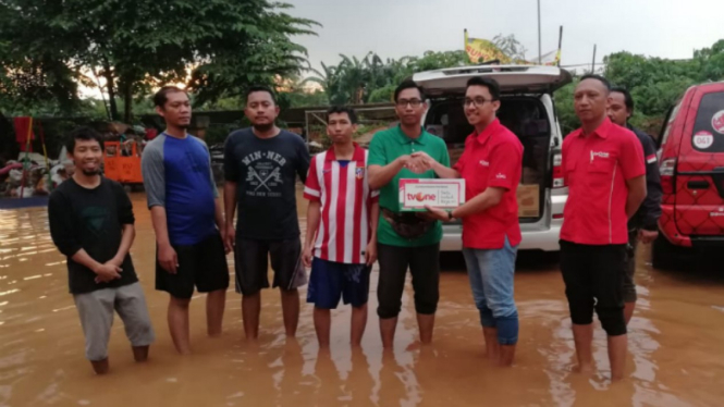 Yayasan Satu Untuk Negeri tvOne salurkan bantuan untuk korban banjir Jabodetabek
