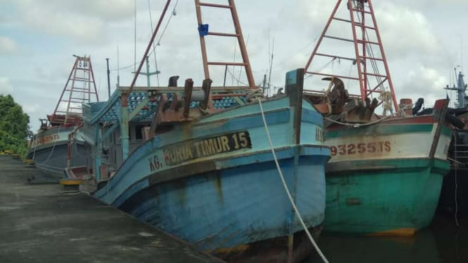 Tiga kapal pencuri ikan di Natuna ditangkap patroli KKP.