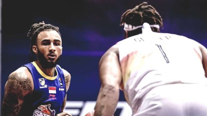 Laga Indonesia Basketball League 2019/2020 antara NSH Jakarta vs Satria Muda