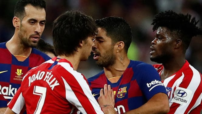 Joao Felix ribut dengan Luis Suarez saat Atletico Madrid vs Barcelona