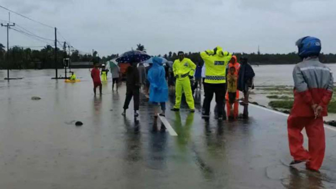 Banjir yang terjadi di Kabupaten Soppeng, Sulawesi Selatan.