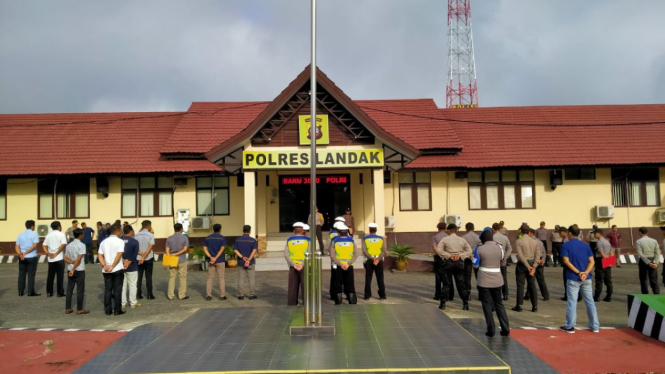 Apel pagi jajaran Polres Landak,Senin (13/1/2020)