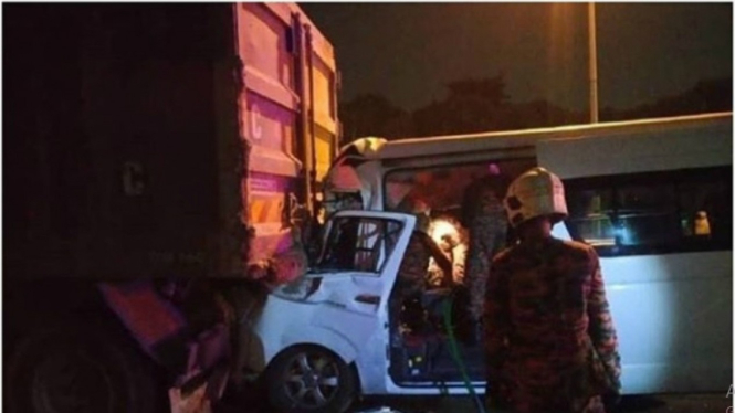 Kondisi mobil yang ditumpangi Kento Momota dalam kecelakaan parah di Malaysia