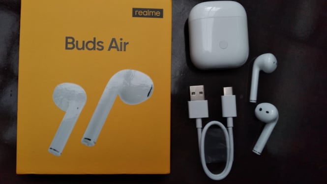 Realme Buds Air.