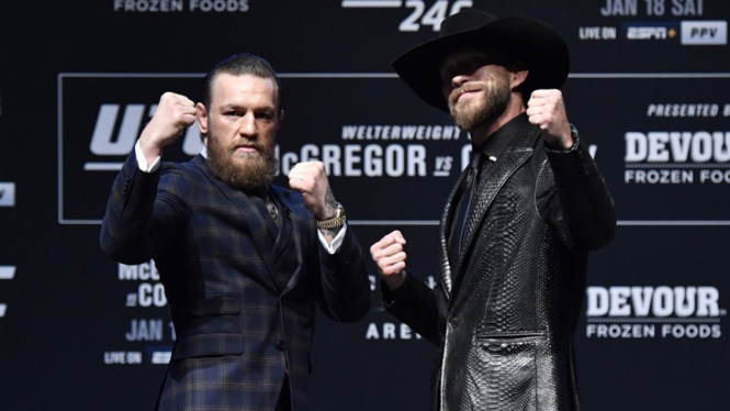 Conor McGregor vs Donald Cerrone