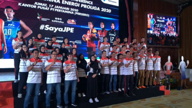 Tim putra dan putri Jakarta Pertamina Energi di Proliga 2020