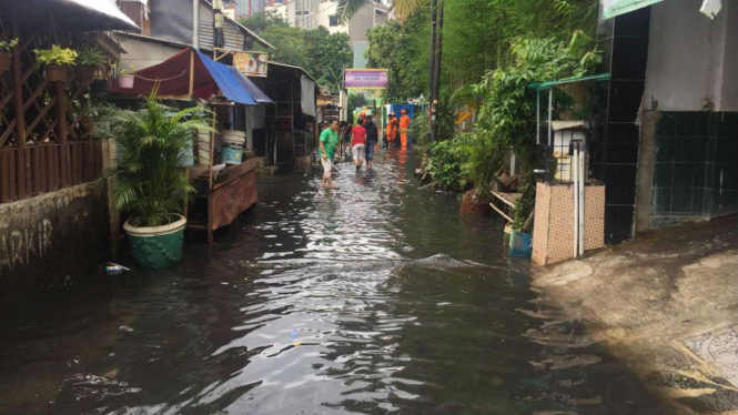 Genangan banjir di Kebayoran Baru, Jakarta Selatan.