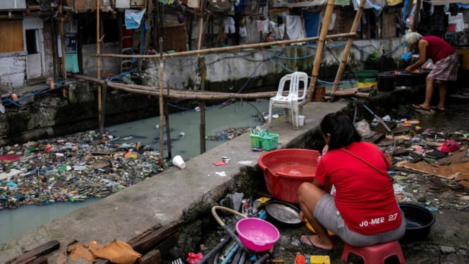 Perkampungan warga berpenghasilan rendah di Manila, Filipina. - Reuters