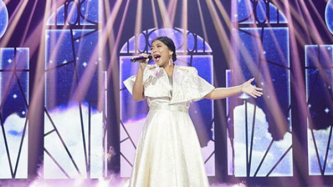 Ainun Indonesian Idol