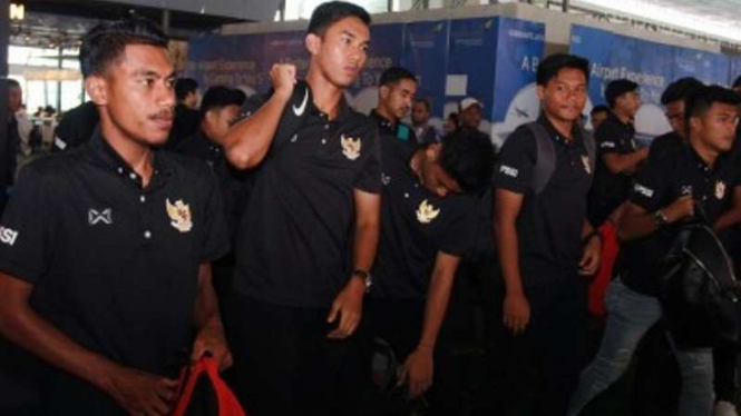 Timnas U-19 tinggalkan tanah air untuk berlatih ke Thailand.