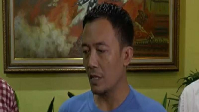 Toto Santoso (42 tahun) yang mengaku Raja Keraton Agung Sejagat di Purworejo akhirnya minta maaf.