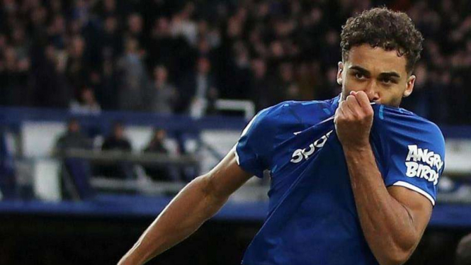 Penyerang Everton, Dominic Calvert-Lewin