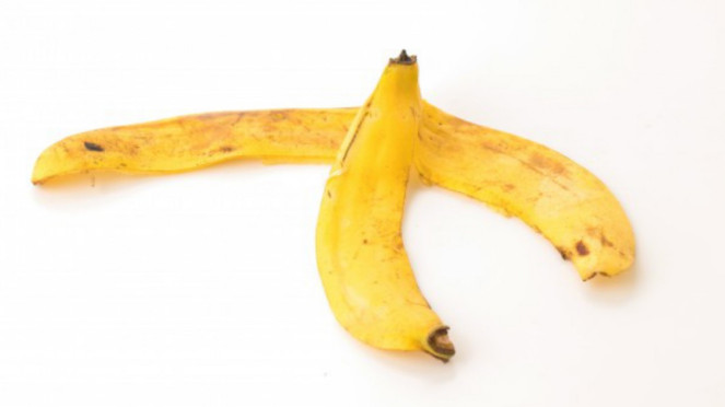 Kulit pisang.