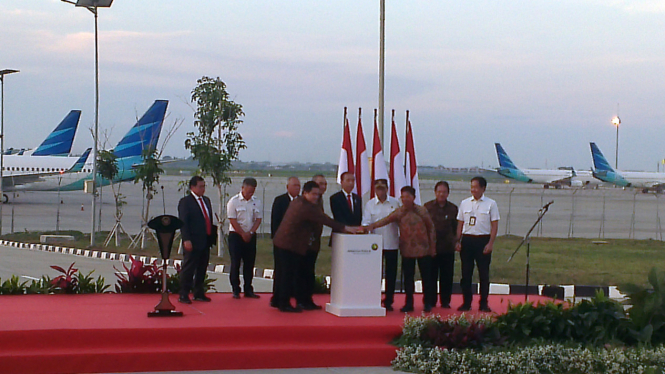 Jokowi Resmikan Runway III Bandara Soekarno Hatta