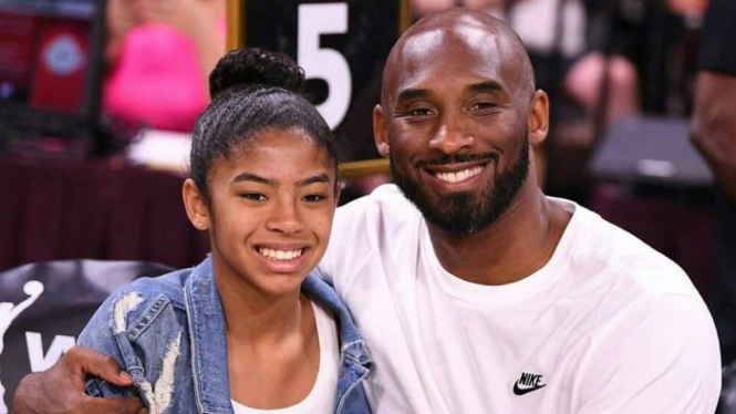 Kobe Bryant bersama putrinya, Gianna meninggal dunia dalam kecelakaan helikopter