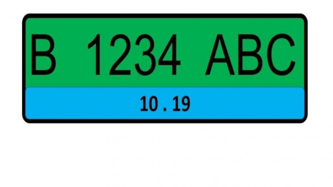 Plat nomor baru kendaraan dengan kombinasi warna dasar hijau dan biru